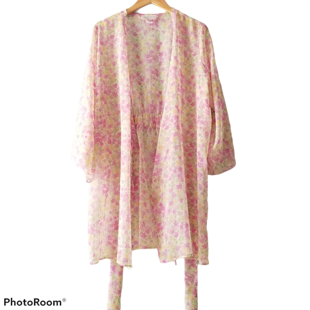 Morgan Taylor Intimates Floral Robe Medium
